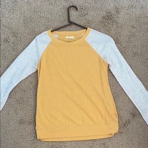 Yellow/light grey long sleeve baseball tee